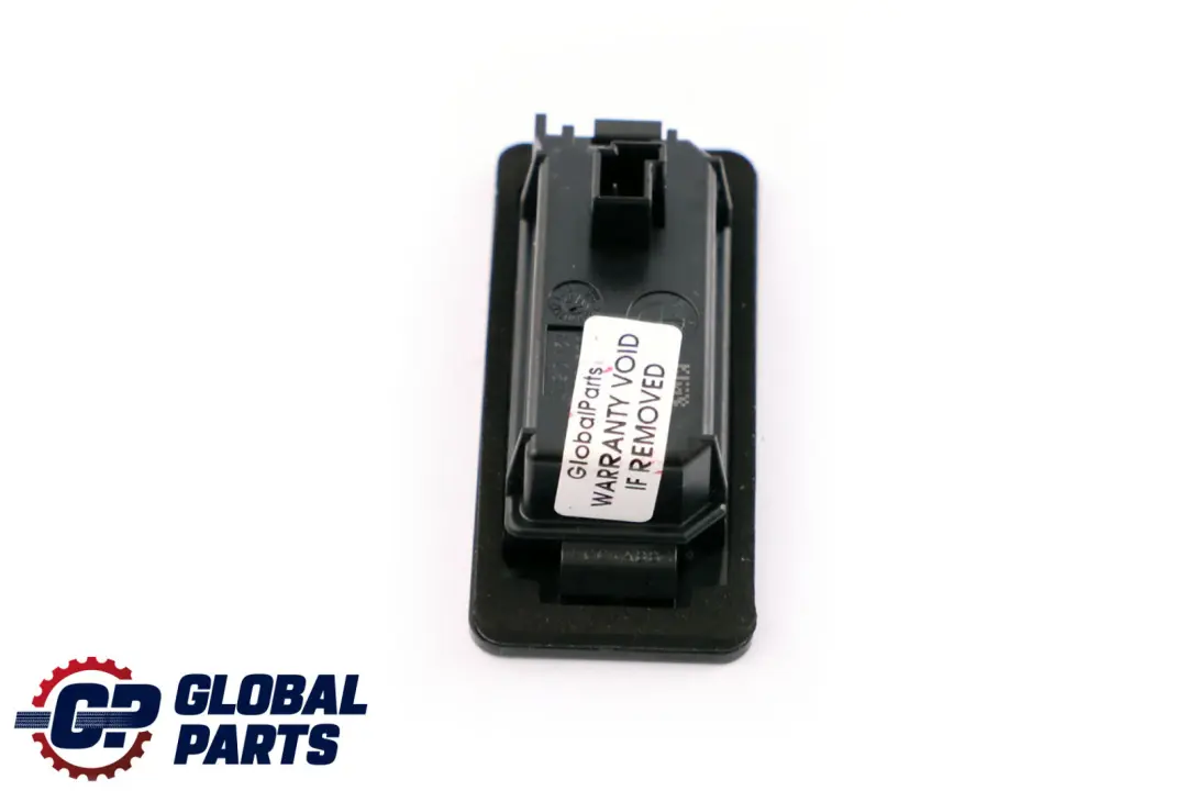 BMW F40 G30 Plaque d'immatriculation Touring Lampe d'immatriculation - SKU 7410302 - Numéro de pièce 7410302