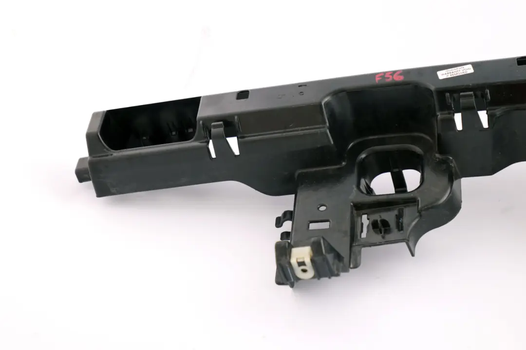 Mini F56 Rear Bumper Guide Right O/S Side Bumper Mounting Holder - SKU 7411146 - Part number 7300814