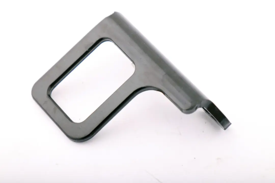 Siège arrière droit 742377 pour BMW MINI Cooper F54 à propos du numéro de pièce 7423770 BMW MINI Cooper F54 Siège arrière droit 742377 - SKU 7423770 - Numéro de pièce 7423770