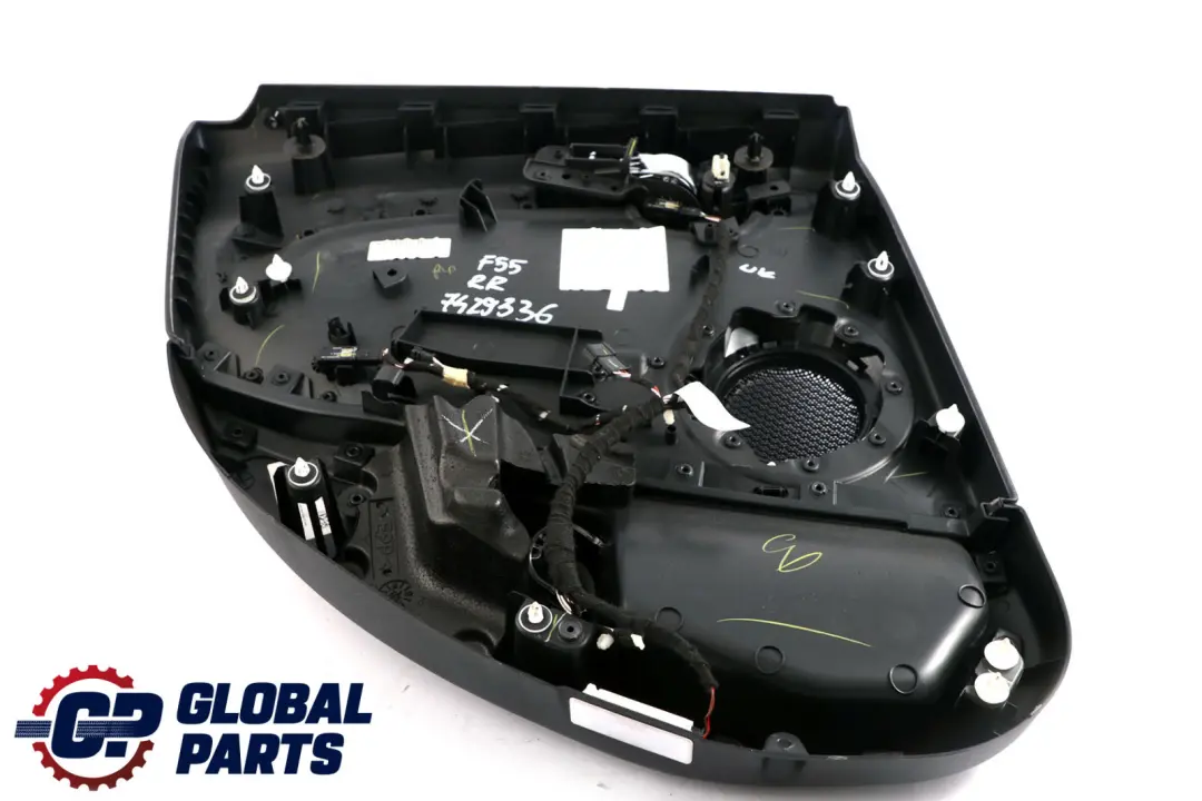 Puerta Trasera Derecha Tapa Tarjeta Panel Recorte Carbono Negro para Mini Cooper F55 con número de pieza 7429336 Mini Cooper F55 Puerta Trasera Derecha Tapa Tarjeta Panel Recorte Carbono Negro - SKU 7429336 - Número de pieza 7429336