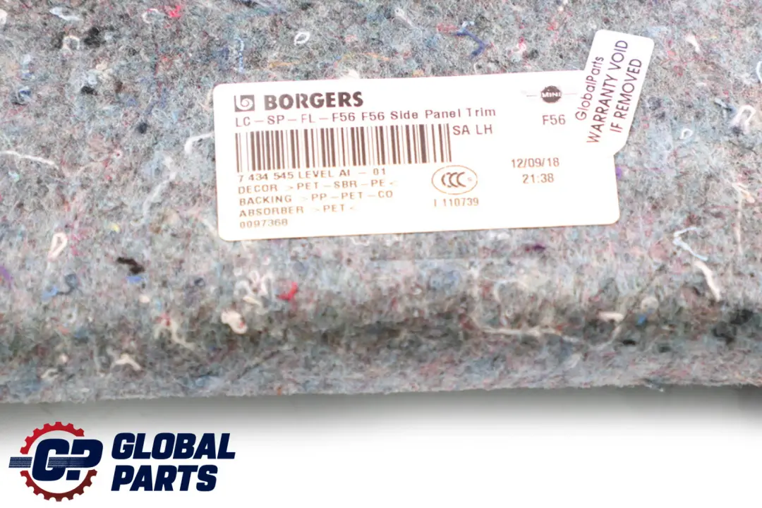 Coperchio laterale sinistro del bagagliaio Nero per Mini Cooper One F56 con numero di parte 7434545 Mini Cooper One F56 Coperchio laterale sinistro del bagagliaio Nero - SKU 7434545 - Numero di parte 7434545