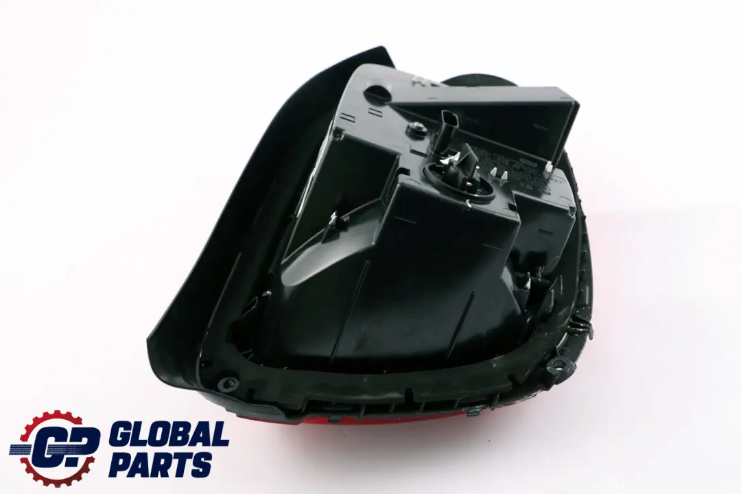 Fanale posteriore sinistro Union Jack per MINI Cooper F55 F56 F57 con numero di parte 7435133 MINI Cooper F55 F56 F57 Fanale posteriore sinistro Union Jack - SKU 7435133 - Numero di parte 7435133