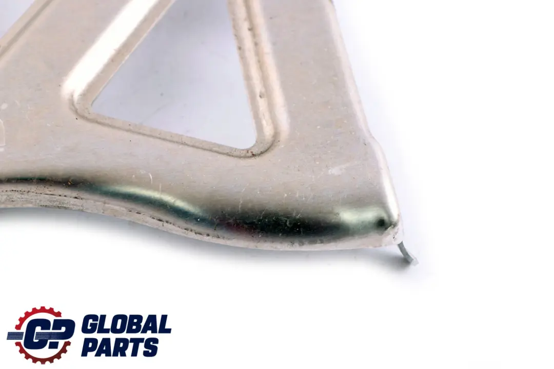 Bracket Underbody Panelling Outer Right O/S to BMW 1 2 Series F40 F44 with Part number 7436796 BMW 1 2 Series F40 F44 Bracket Underbody Panelling Outer Right O/S - SKU 7436796 - Part number 7436796