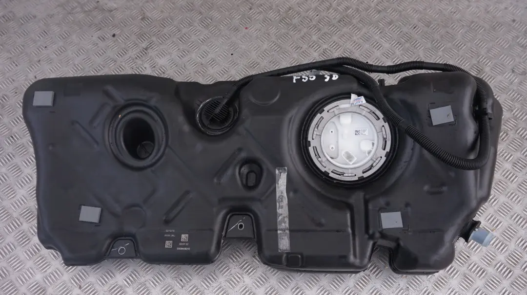 B37 B47 Diesel Tanque De combustible De plastico para Mini Cooper F55 F56 F57 con número de pieza 7440792 Mini Cooper F55 F56 F57 B37 B47 Diesel Tanque De combustible De plastico - SKU 7440792 - Número de pieza 7440792