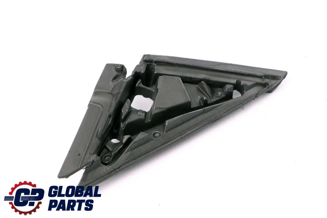 Guarnizione Specchietto Triangolo Esterno Sinistro per BMW 1 Series F40 con numero di parte 7448001 BMW 1 Series F40 Guarnizione Specchietto Triangolo Esterno Sinistro - SKU 7448001 - Numero di parte 7448001