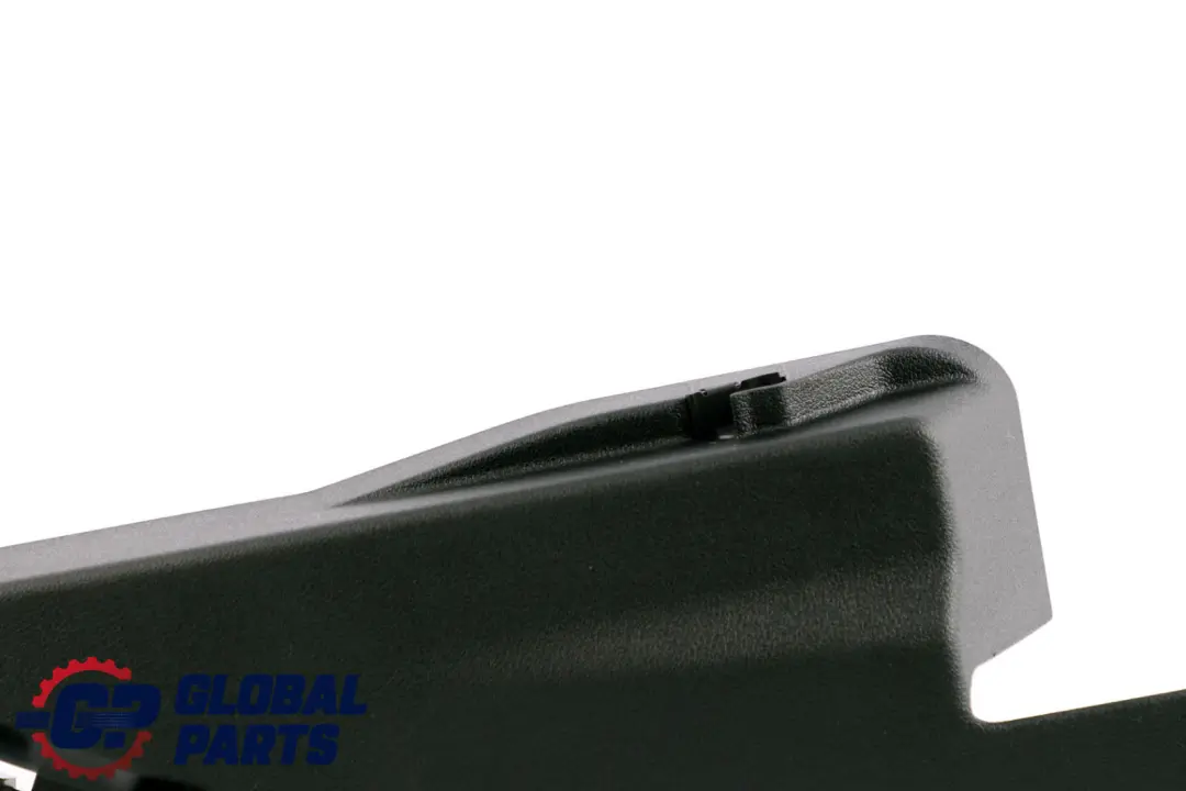 BMW F40 Support de vitre arrière droite Noir - SKU 7448228 - Numéro de pièce 7448228