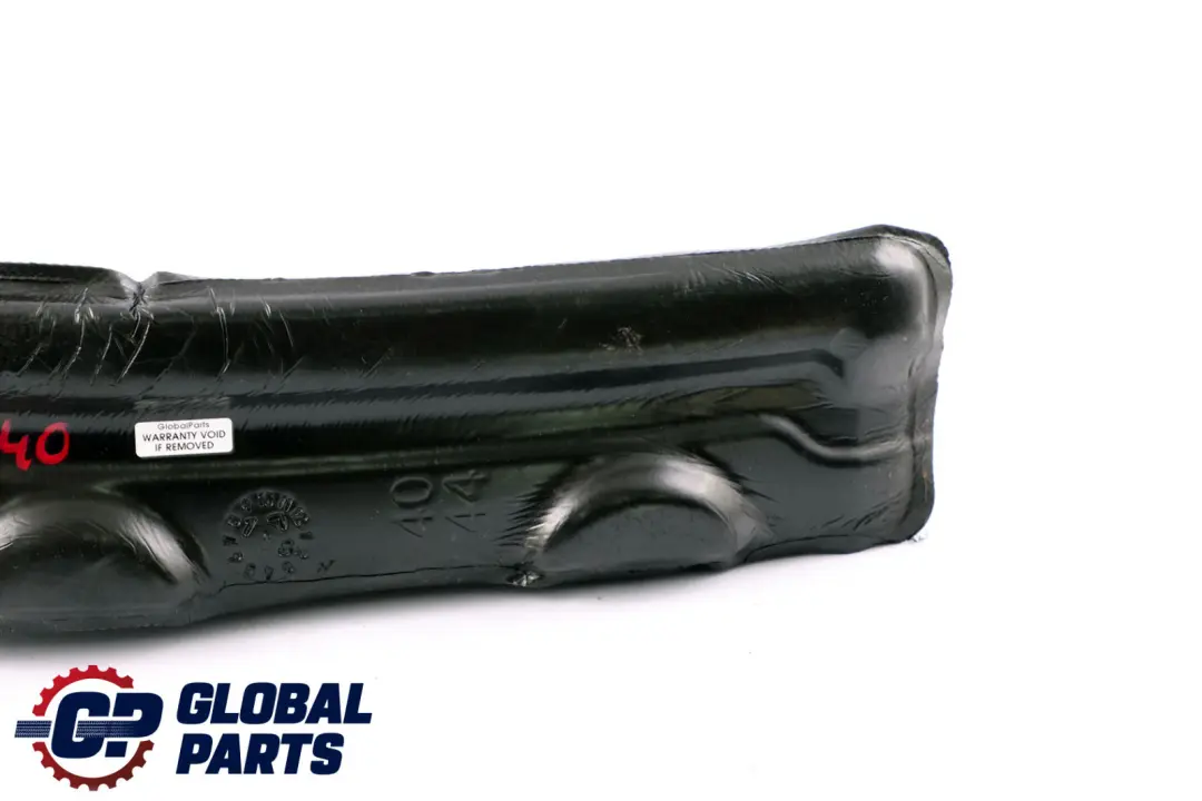 Junta Sellado Lateral Marco Izquierdo para BMW F40 con número de pieza 7448811 BMW F40 Junta Sellado Lateral Marco Izquierdo - SKU 7448811 - Número de pieza 7448811