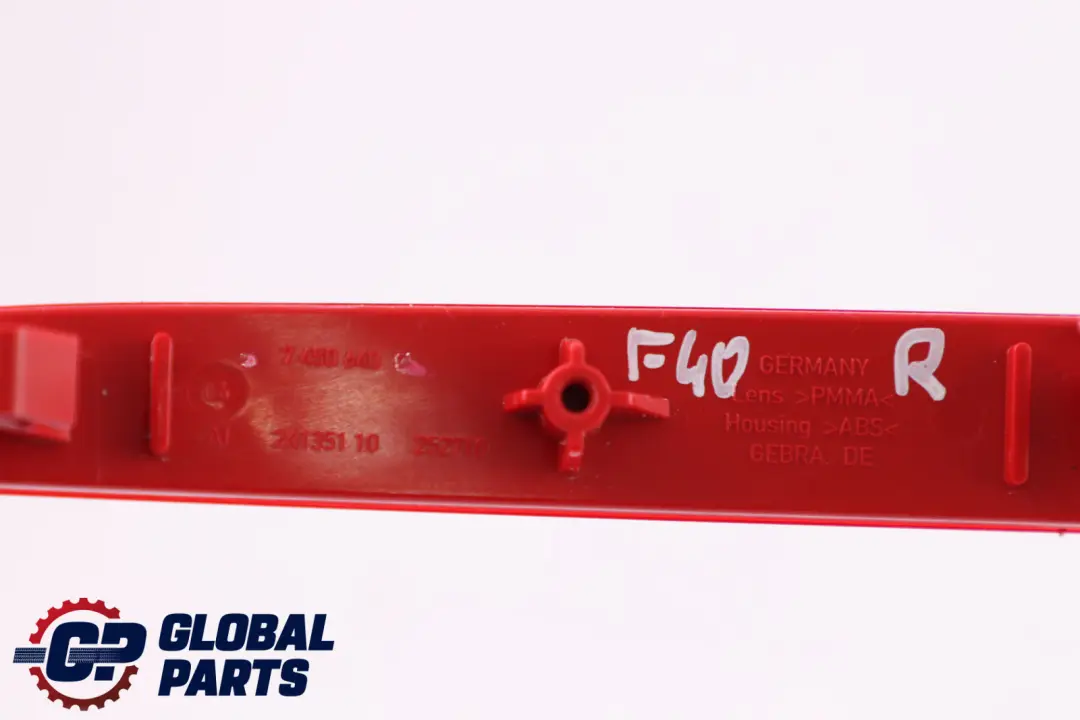 Bumper Reflector Right O/S 6324 to BMW 1 Series F40 Rear with Part number 7450640 BMW 1 Series F40 Rear Bumper Reflector Right O/S 6324 - SKU 7450640 - Part number 7450640