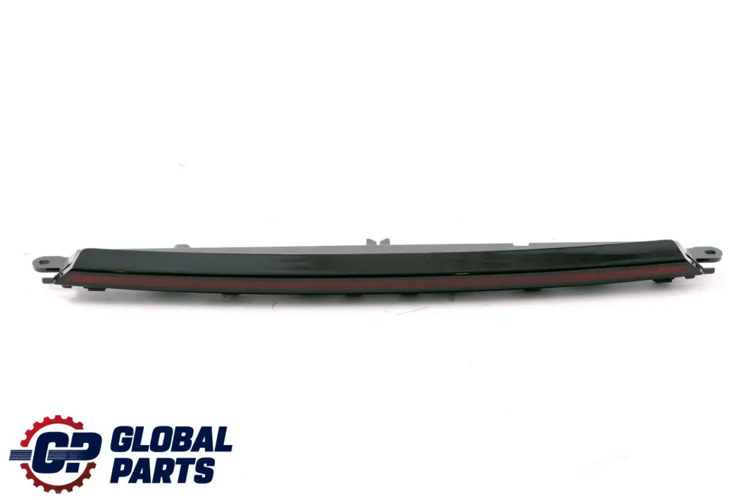 Tylne Światło Hamowania Trzecie Światło Stopu do BMW F40 o numerze 7450659 BMW F40 Tylne Światło Hamowania Trzecie Światło Stopu - SKU 7450659 - Numer Części 7450659