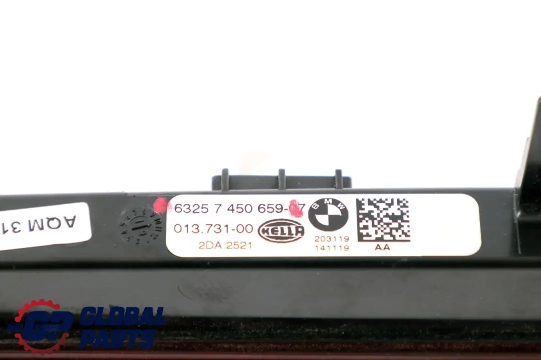 Tylne Światło Hamowania Trzecie Światło Stopu do BMW F40 o numerze 7450659 BMW F40 Tylne Światło Hamowania Trzecie Światło Stopu - SKU 7450659 - Numer Części 7450659