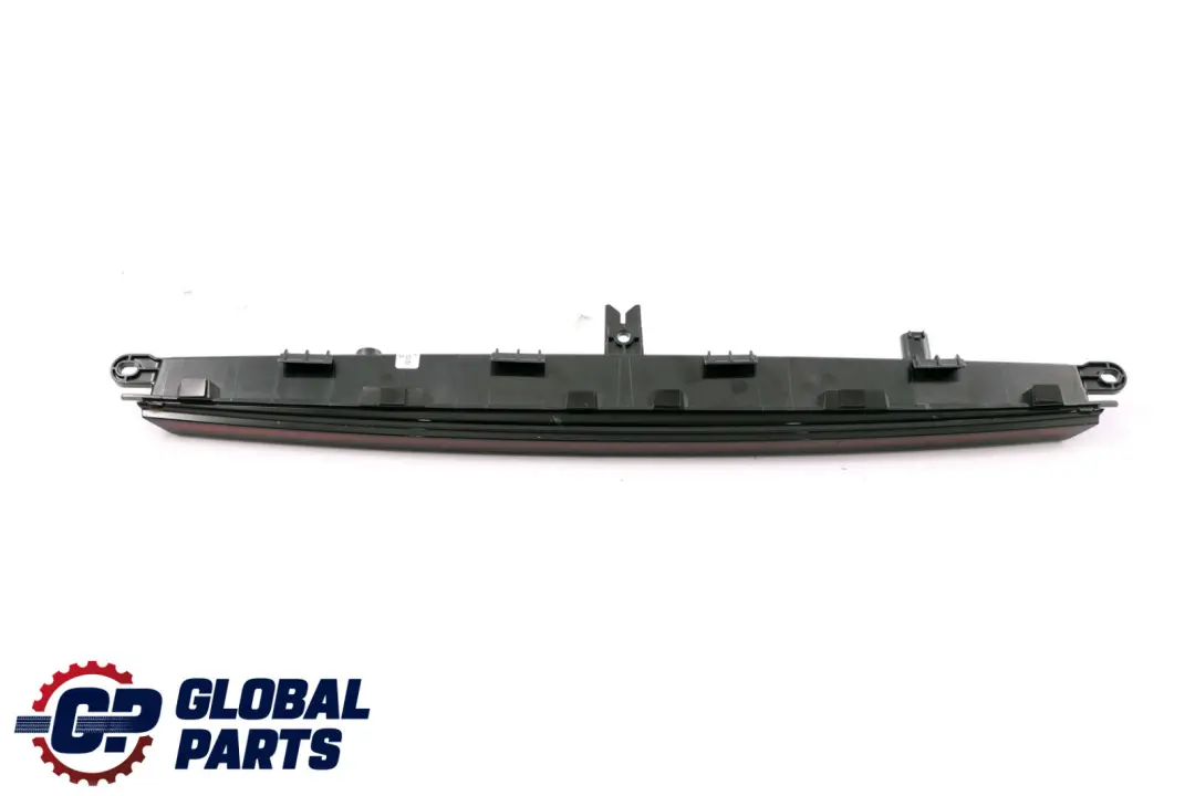 Tylne Światło Hamowania Trzecie Światło Stopu do BMW F40 o numerze 7450659 BMW F40 Tylne Światło Hamowania Trzecie Światło Stopu - SKU 7450659 - Numer Części 7450659