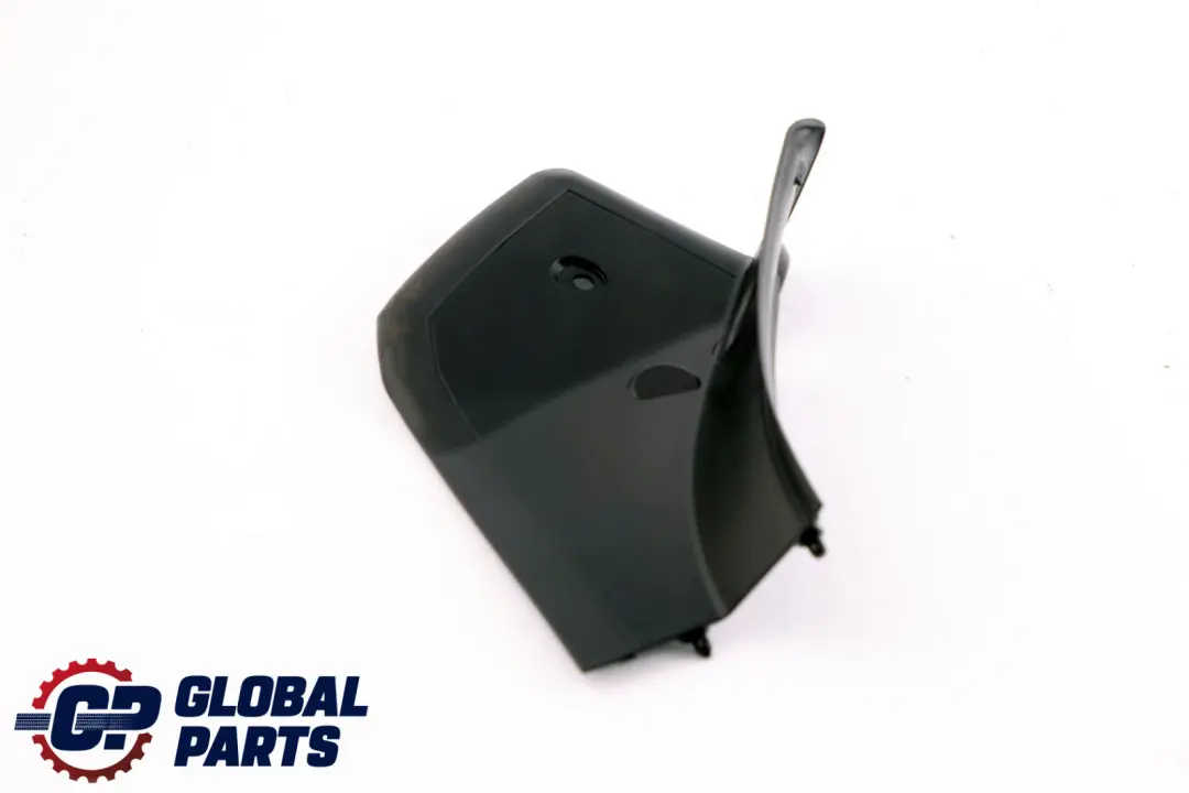 Deckel Blende Wasserrinne Links Schwarz 6321 für BMW F40 mit Teilenummer 7450665 BMW F40 Deckel Blende Wasserrinne Links Schwarz 6321 - SKU 7450665 - Teilenummer 7450665