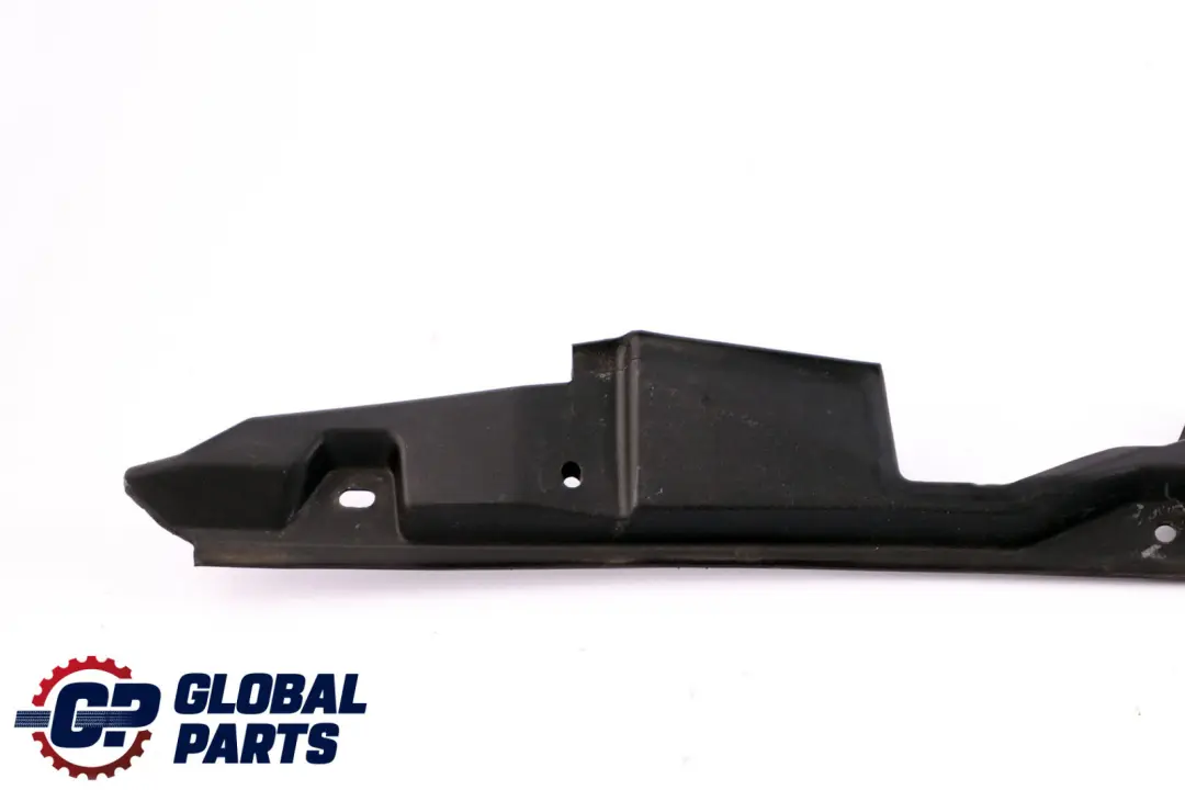 BMW F40 F44 Uszczelka Ścianki Bocznej Maski Lewa Góra - SKU 7450919 - Numer Części 7450919