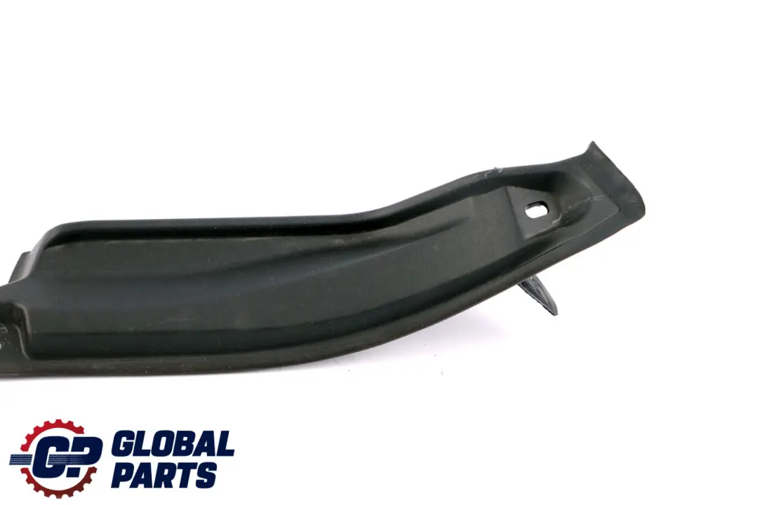 BMW F40 F44 Uszczelka Ścianki Bocznej Maski Lewa Góra - SKU 7450919 - Numer Części 7450919