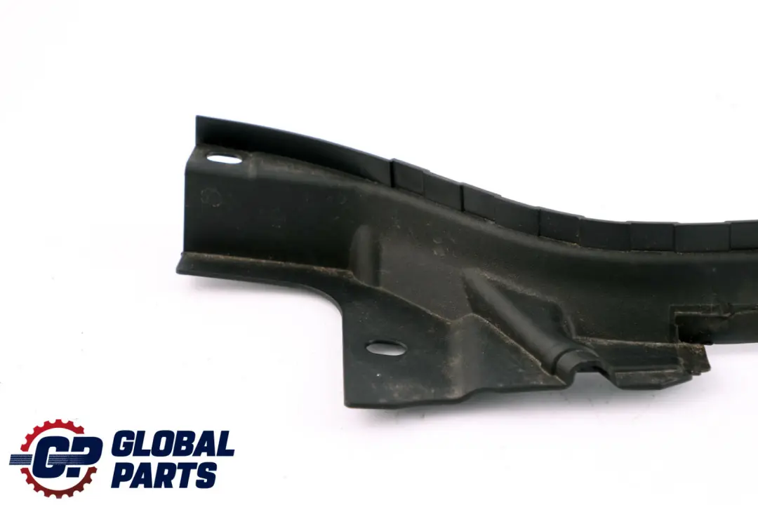 Guarnizione di chiusura del cofano motore sinistra per BMW F40 F44 con numero di parte 7450921 BMW F40 F44 Guarnizione di chiusura del cofano motore sinistra - SKU 7450921 - Numero di parte 7450921