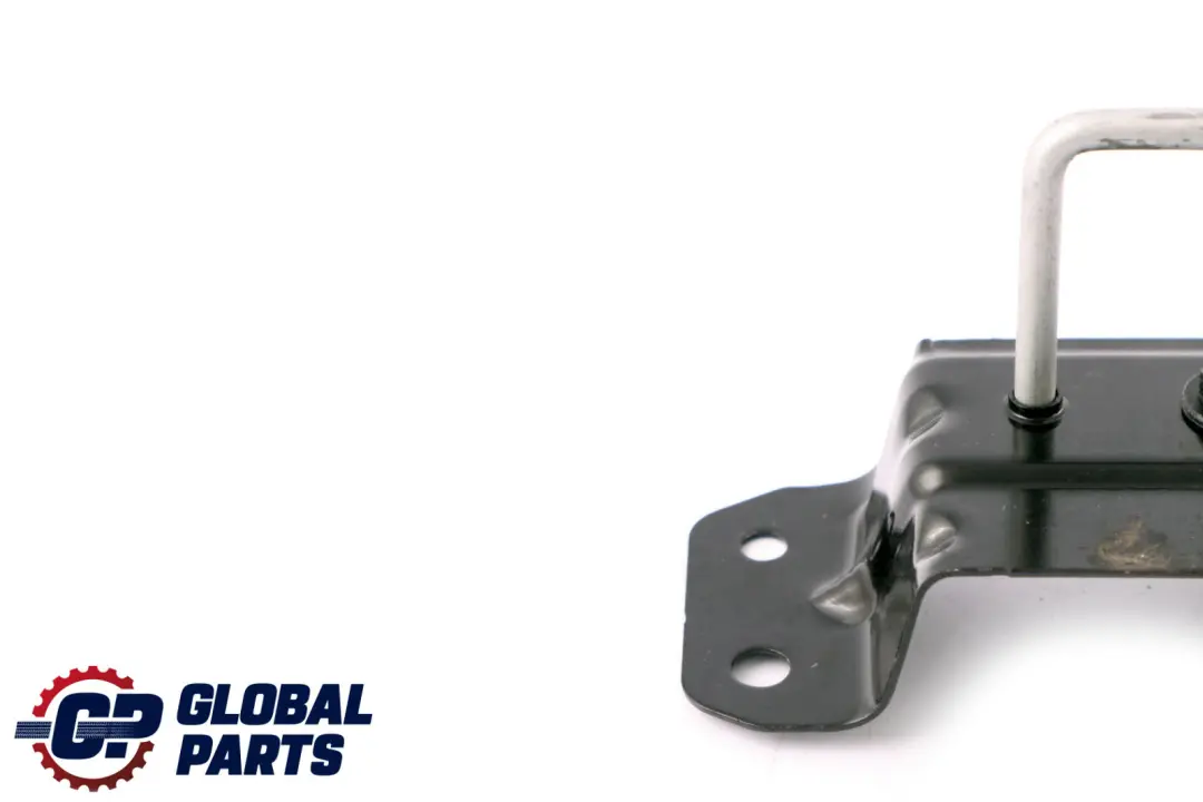 Striker Halter Motorhaube 5123 für BMW F40 mit Teilenummer 7450925 BMW F40 Striker Halter Motorhaube 5123 - SKU 7450925 - Teilenummer 7450925