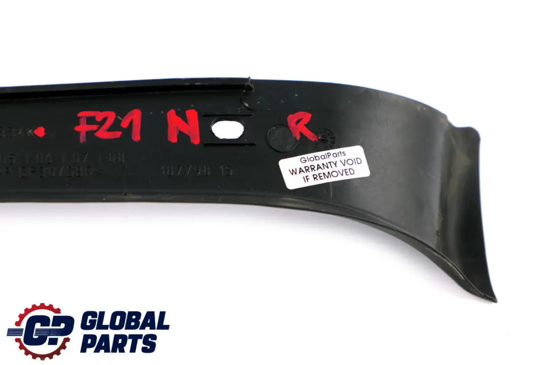 Wewnętrzna Listwa Osłona Prawa Rynienki Klapy Bagażnika do BMW F20 F21 LCI o numerze 7453340 BMW F20 F21 LCI Wewnętrzna Listwa Osłona Prawa Rynienki Klapy Bagażnika - SKU 7453340 - Numer Części 7453340