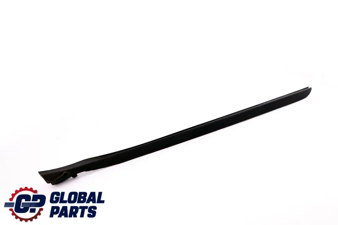 Izquierda Parabrisas Moldura de goteo Trim Negro para BMW F40 con número de pieza 7453949 BMW F40 Izquierda Parabrisas Moldura de goteo Trim Negro - SKU 7453949 - Número de pieza 7453949