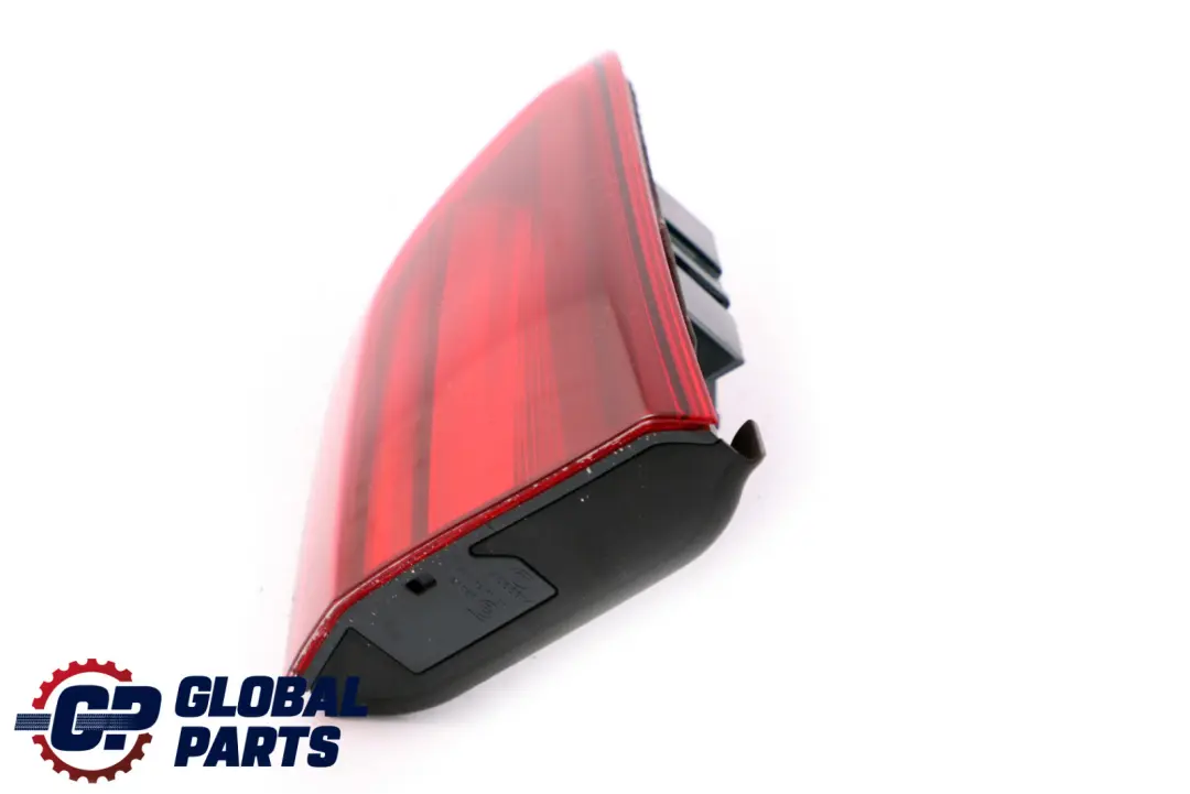 Light Tailgate Rear Right Black Line pour BMW F20 F21 LCI à propos du numéro de pièce 7456504 BMW F20 F21 LCI Light Tailgate Rear Right Black Line - SKU 7456504 - Numéro de pièce 7456504