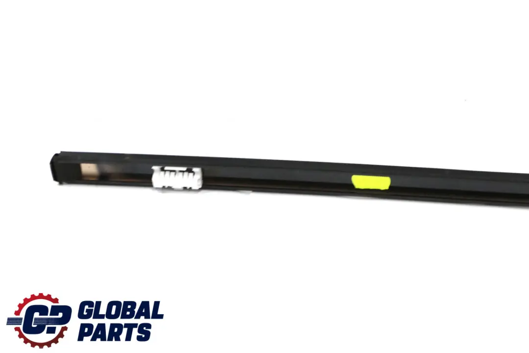 Reihe F40 Zierleiste Dach Rechts Schwarz 2 - 668 für BMW 1 mit Teilenummer 7461830 BMW 1 Reihe F40 Zierleiste Dach Rechts Schwarz 2 - 668 - SKU 7461830-SCH - Teilenummer 7461830