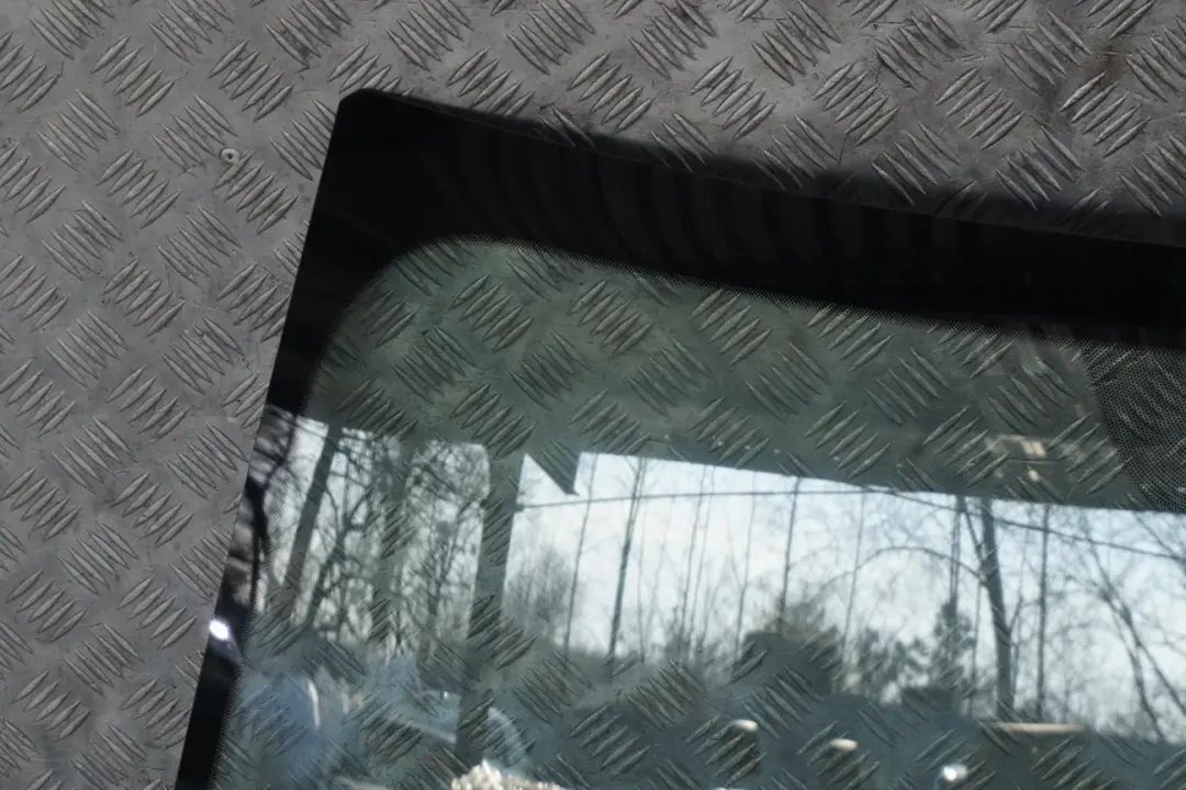 Front Window Windscreen Glass AS1 Green to BMW 1 Series F40 with Part number 7463722 BMW 1 Series F40 Front Window Windscreen Glass AS1 Green - SKU 7463722 - Part number 7463722