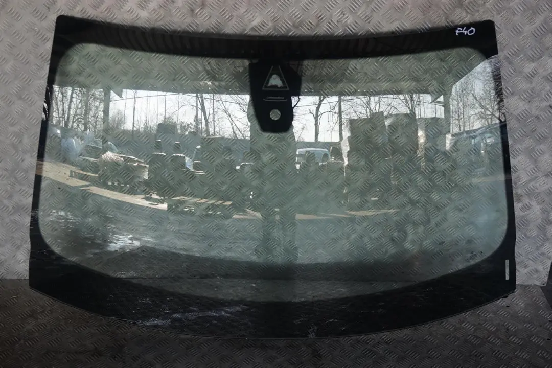 Front Window Windscreen Glass AS1 Green to BMW 1 Series F40 with Part number 7463722 BMW 1 Series F40 Front Window Windscreen Glass AS1 Green - SKU 7463722 - Part number 7463722