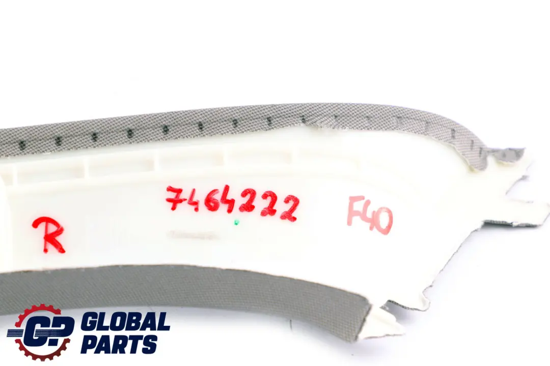 Abdeckung A Säule Rechts Grau 7444550 für BMW F40 mit Teilenummer 7464222 BMW F40 Abdeckung A Säule Rechts Grau 7444550 - SKU 7464222 - Teilenummer 7464222