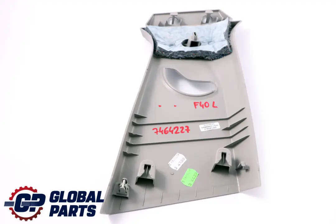 Abdeckung B-Säule obere Säule links Grau 7444551 für BMW F40 mit Teilenummer 7464227 BMW F40 Abdeckung B-Säule obere Säule links Grau 7444551 - SKU 7464227 - Teilenummer 7464227