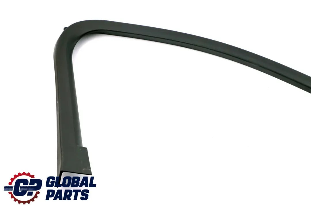 Tapa Marco Ventana Puerta Delantera Izquierda para BMW F40 con número de pieza 7464799 BMW F40 Tapa Marco Ventana Puerta Delantera Izquierda - SKU 7464799 - Número de pieza 7464799
