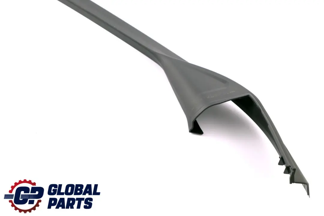 Tapa Marco Ventana Puerta Delantera Izquierda para BMW F40 con número de pieza 7464799 BMW F40 Tapa Marco Ventana Puerta Delantera Izquierda - SKU 7464799 - Número de pieza 7464799