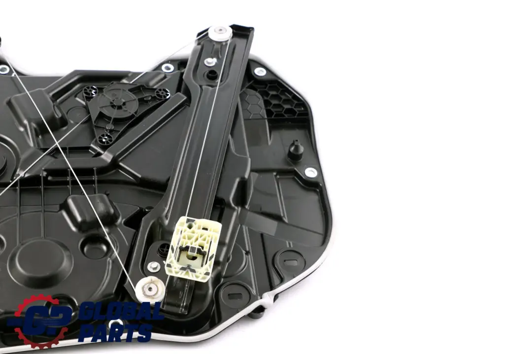 BMW F40 Carrier Mécanisme de lève vitre de porte avant gauche - SKU 7465247 - Numéro de pièce 7465247