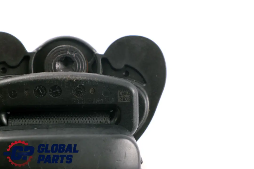 Cinturón Superior Asiento Central Trasero Negro para BMW X1 F48 LCI con número de pieza 7469270 BMW X1 F48 LCI Cinturón Superior Asiento Central Trasero Negro - SKU 7469270 - Número de pieza 7469270