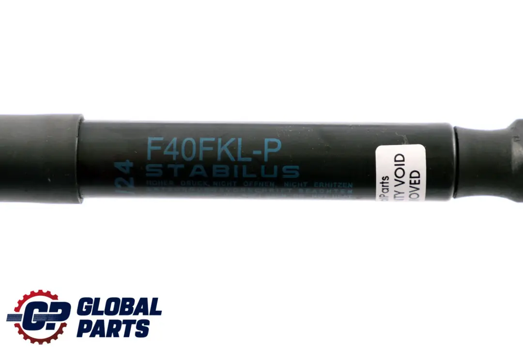 Tapa del Compartimento del Motor para BMW F40 con número de pieza 7473453 BMW F40 Tapa del Compartimento del Motor - SKU 7473453 - Número de pieza 7473453