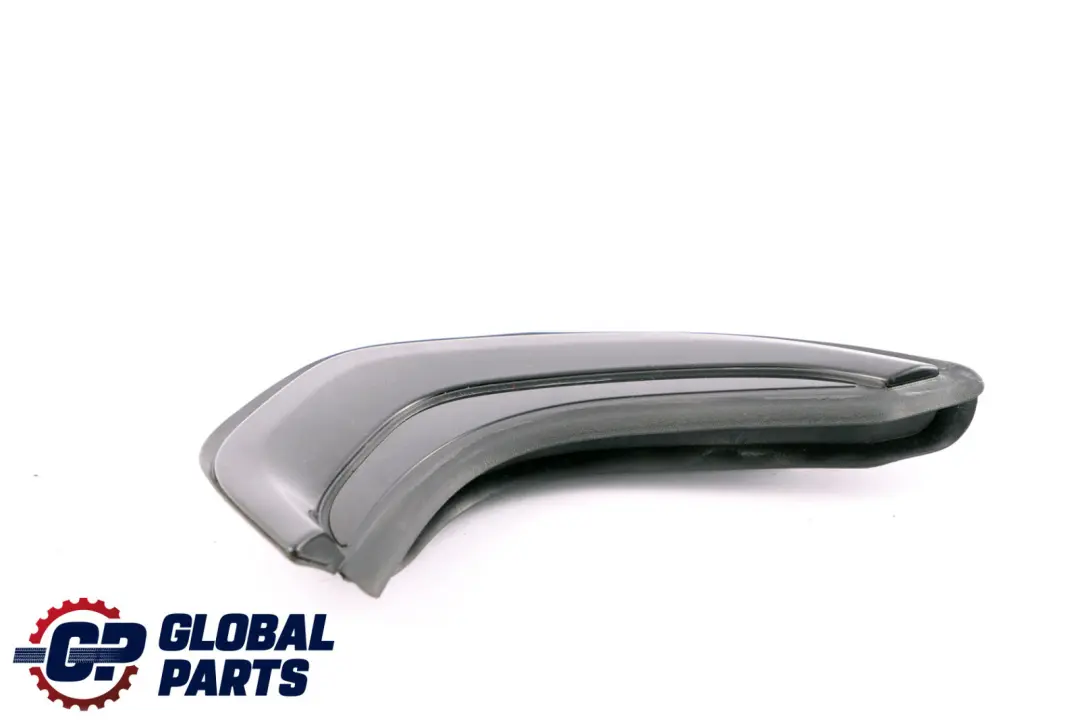 Tapa Columna C Derecha Shadowline para BMW F40 con número de pieza 7474002 BMW F40 Tapa Columna C Derecha Shadowline - SKU 7474002 - Número de pieza 7474002