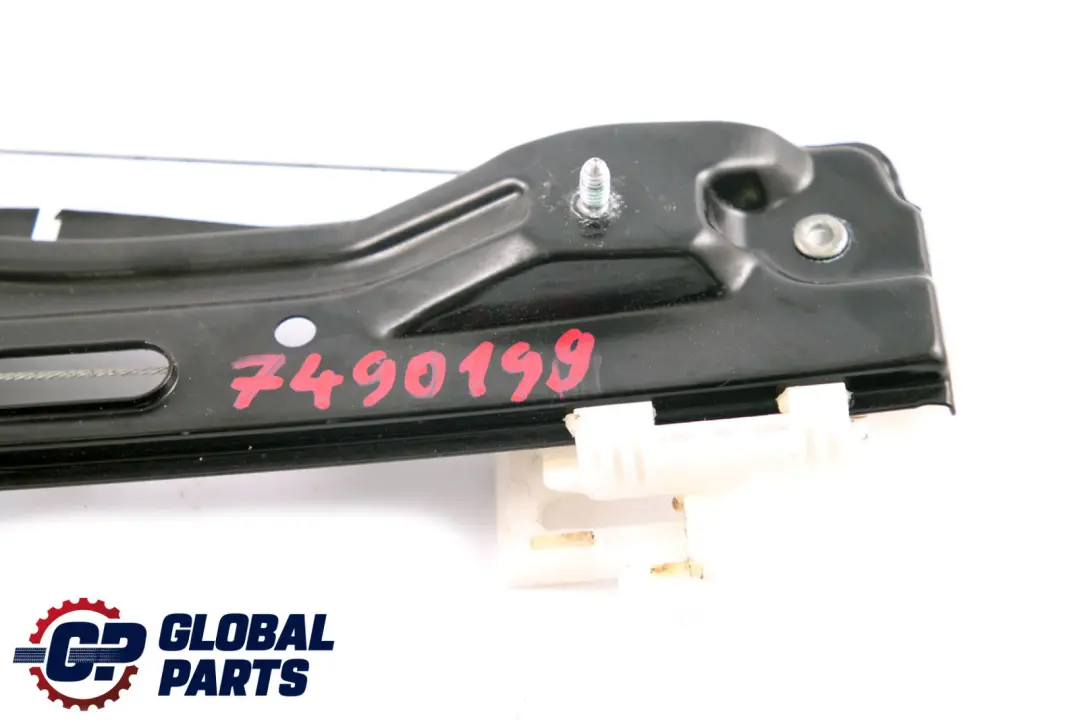 Lève-vitre avec moteur Porte arrière gauche pour BMW X1 F48 à propos du numéro de pièce 7349511 BMW X1 F48 Lève-vitre avec moteur Porte arrière gauche - SKU 7490199 - Numéro de pièce 7349511