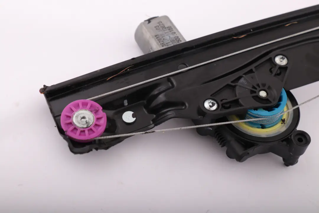 Alzacristalli Motore Posteriore Sinistra Porta per Mini Cooper One F55 con numero di parte 7490207 Mini Cooper One F55 Alzacristalli Motore Posteriore Sinistra Porta - SKU 7490207 - Numero di parte 7490207