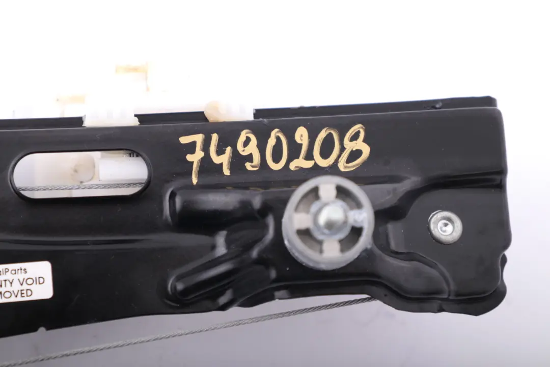 Mini Cooper One F55 Lève-vitre arrière droit 7320282 - SKU 7490208 - Numéro de pièce 7490208