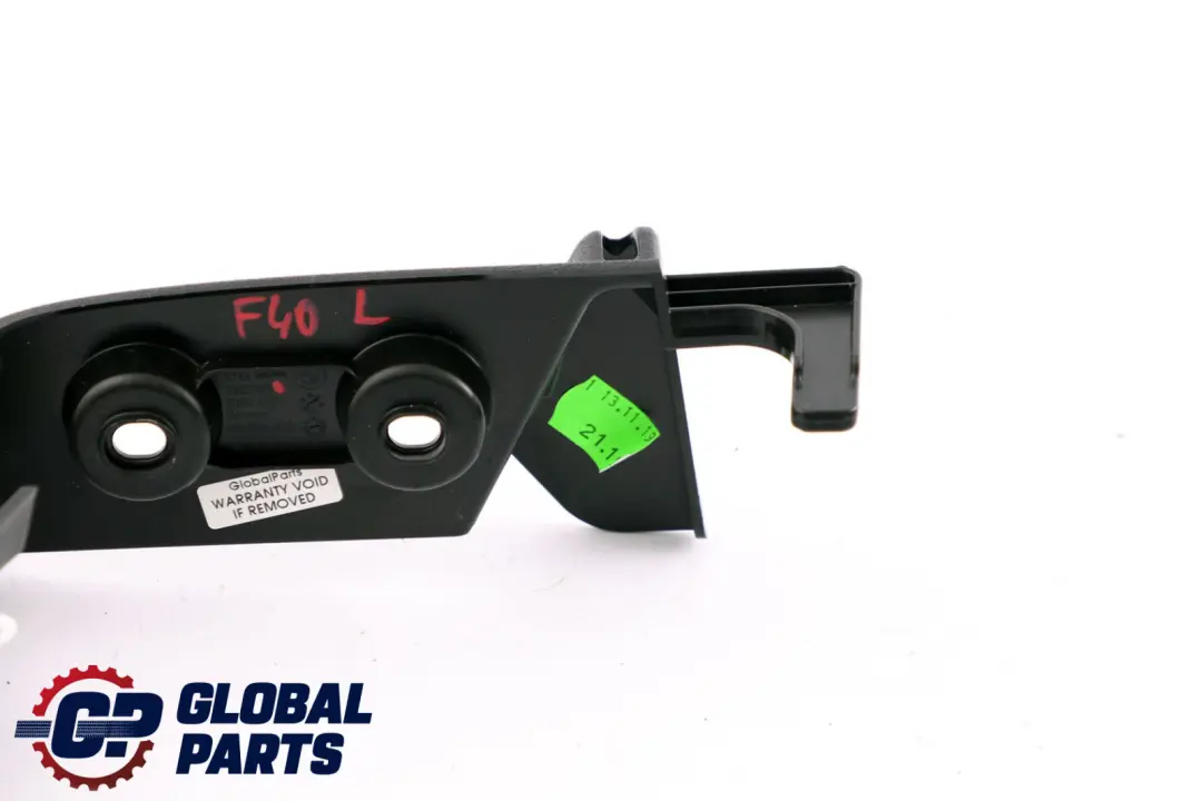 Cache Panneau Ceinture Arrière Gauche Noir pour BMW F40 à propos du numéro de pièce 7492475 BMW F40 Cache Panneau Ceinture Arrière Gauche Noir - SKU 7492475 - Numéro de pièce 7492475