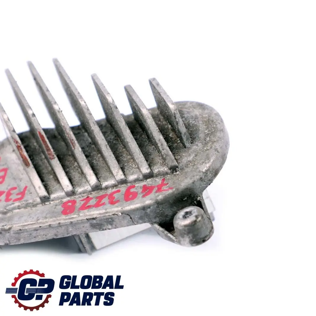 Moduł LED DRL Prawy Światła do Jazdy Dziennej do BMW F80 M3 F32 F82 M4 o numerze 7493228 BMW F80 M3 F32 F82 M4 Moduł LED DRL Prawy Światła do Jazdy Dziennej - SKU 7493228 - Numer Części 7493228