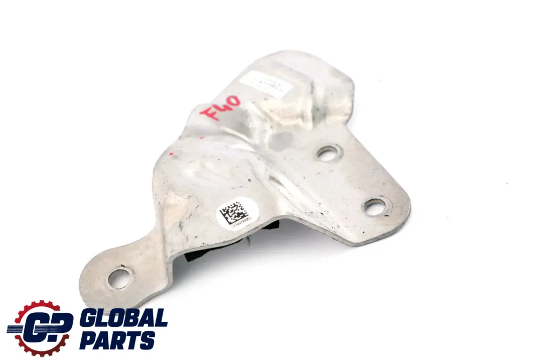 Guard Plate Fuel Pipes to BMW 1 Series F40 with Part number 7497998 BMW 1 Series F40 Guard Plate Fuel Pipes - SKU 7497998 - Part number 7497998