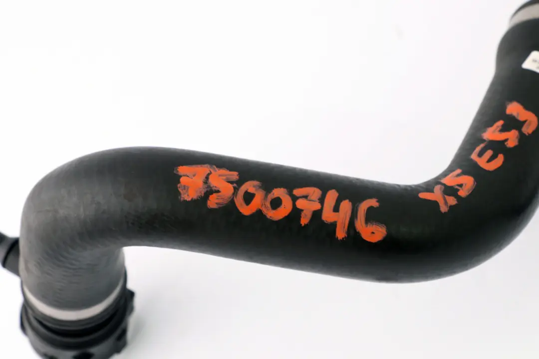4.4i M62 Refrigerante Agua Manguera Tubo para BMW X5 E53 con número de pieza 7500746 BMW X5 E53 4.4i M62 Refrigerante Agua Manguera Tubo - SKU 7500746 - Número de pieza 7500746