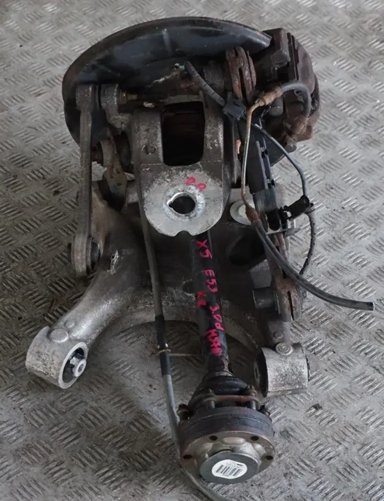 BMW X5 Series E53 3.0d M57N Rear Right O/S Suspension Leg Axle Carrier Brake - SKU 7500916-3 - Part number 7500916