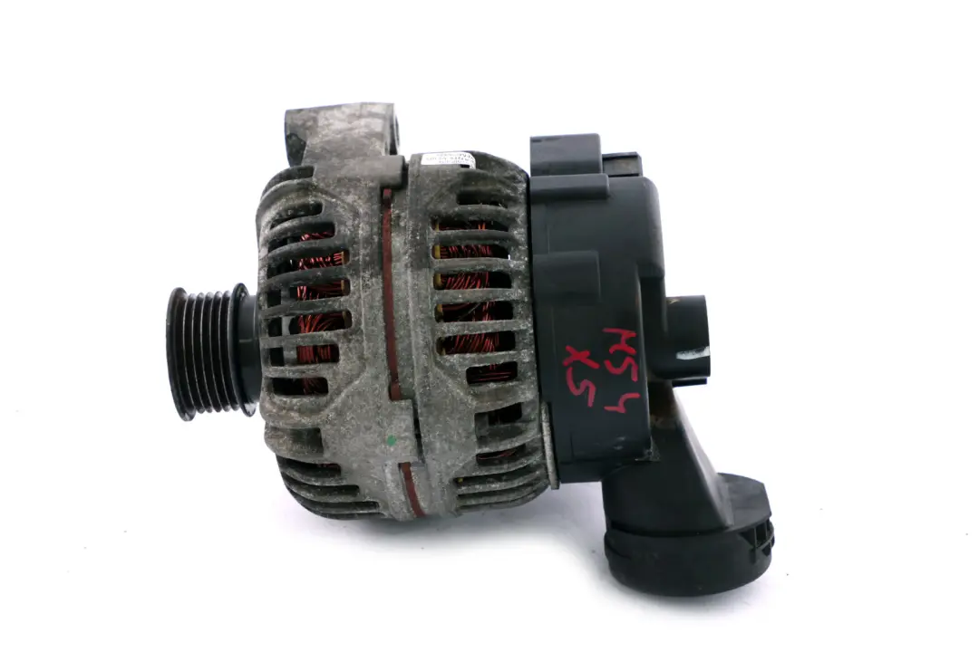 Alternator Bosch 120A do BMW E38 E39 E46 E53 o numerze 7501690 BMW E38 E39 E46 E53 Alternator Bosch 120A - SKU 7501690 - Numer Części 7501690
