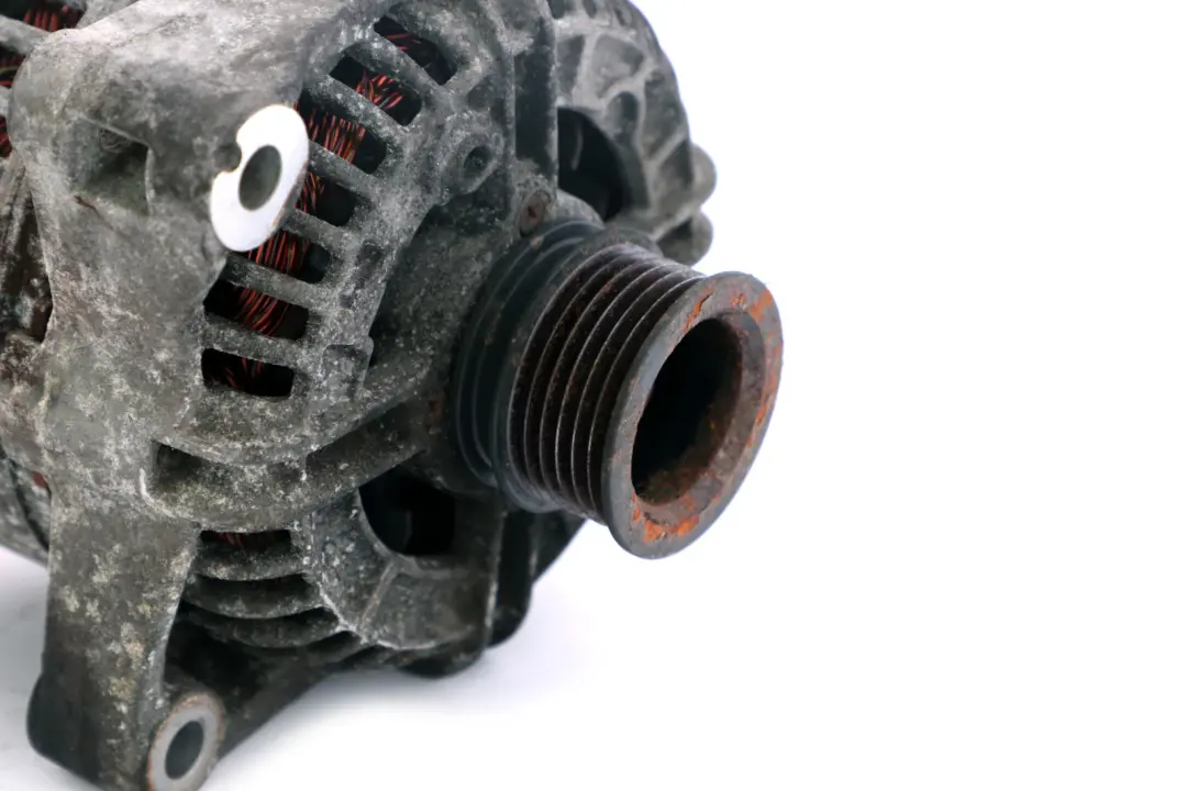 BMW 3 5 7 X5 Series E38 E39 E46 E53 Generator Alternator Bosch 120A - SKU 7501690 - Part number 7501690