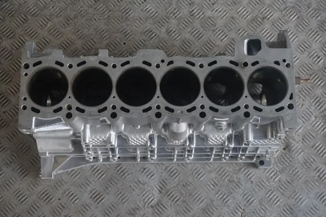 M54 256S5 Bare Engine Block 7502903 to BMW E46 E39 E60 E83 325i 525i 2.5i Petrol with Part number 7502917 BMW E46 E39 E60 E83 325i 525i 2.5i Petrol M54 256S5 Bare Engine Block 7502903 - SKU 7502917 - Part number 7502917