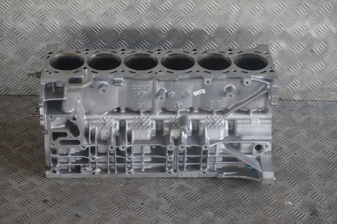 BMW E46 E39 E60 E83 325i 525i 2.5i Petrol M54 256S5 Bare Engine Block 7502903 - SKU 7502917 - Part number 7502917
