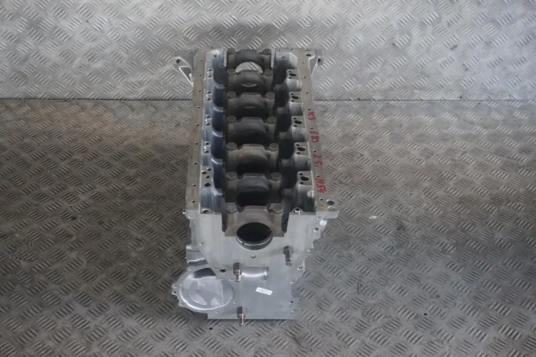 M54 256S5 Bare Engine Block 7502903 to BMW E46 E39 E60 E83 325i 525i 2.5i Petrol with Part number 7502917 BMW E46 E39 E60 E83 325i 525i 2.5i Petrol M54 256S5 Bare Engine Block 7502903 - SKU 7502917 - Part number 7502917