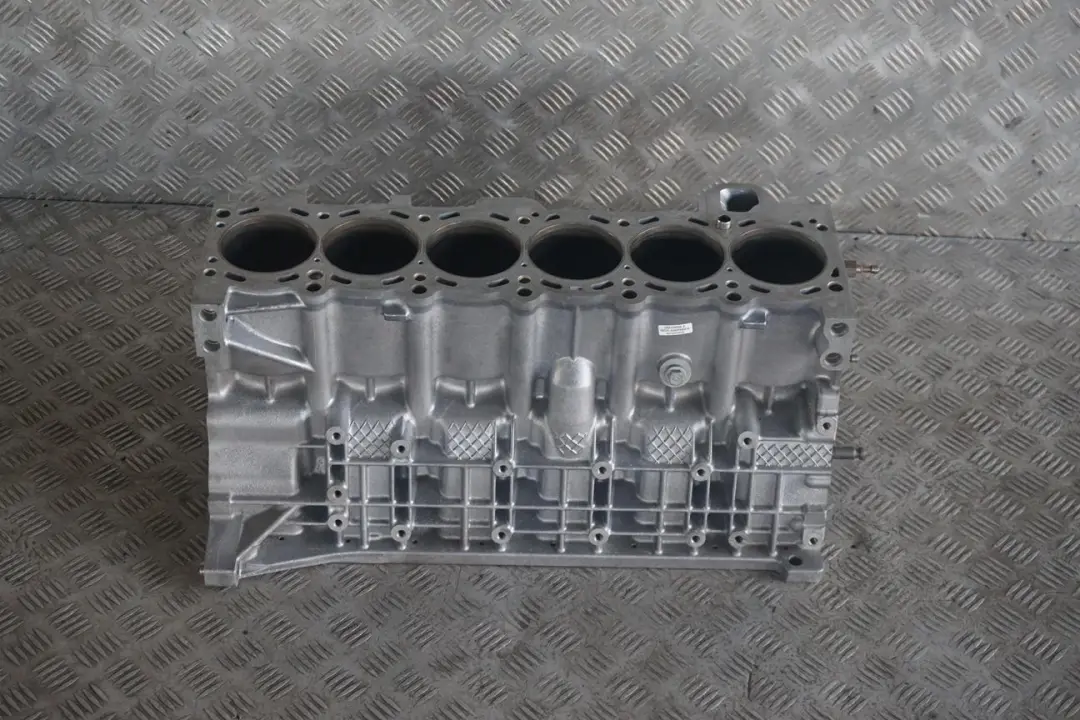 M54 256S5 Bare Engine Block 7502903 to BMW E46 E39 E60 E83 325i 525i 2.5i Petrol with Part number 7502917 BMW E46 E39 E60 E83 325i 525i 2.5i Petrol M54 256S5 Bare Engine Block 7502903 - SKU 7502917 - Part number 7502917