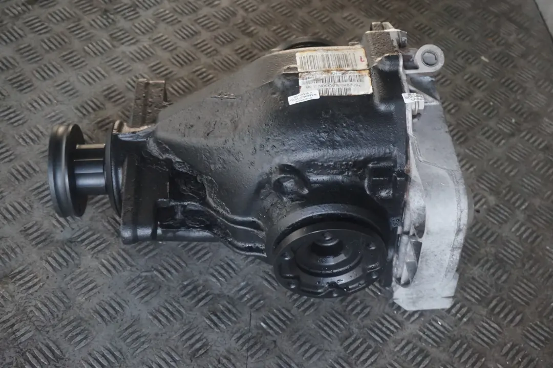 N62 Rear Differential Diff 3,38 Ratio WARRANTY to BMW 7 Series E65 745i with Part number 7502980 BMW 7 Series E65 745i N62 Rear Differential Diff 3,38 Ratio WARRANTY - SKU 7502980 - Part number 7502980