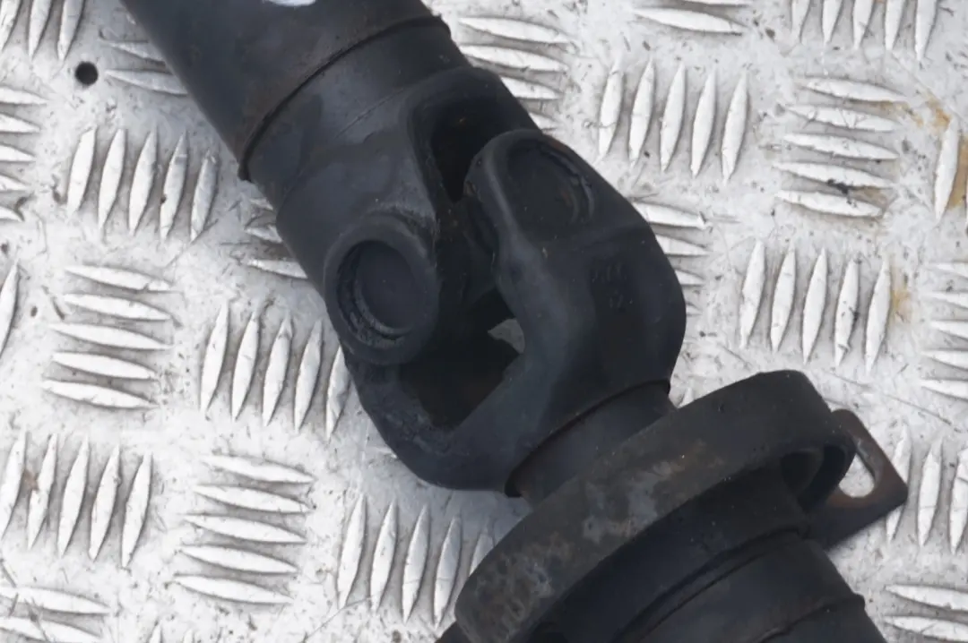 Reihe E53 Automatik Getriebe Gelenkwelle hinten L=1277MM 3.0i 4.4i für BMW X5 mit Teilenummer 7503101 BMW X5 Reihe E53 Automatik Getriebe Gelenkwelle hinten L=1277MM 3.0i 4.4i - SKU 7503101 - Teilenummer 7503101